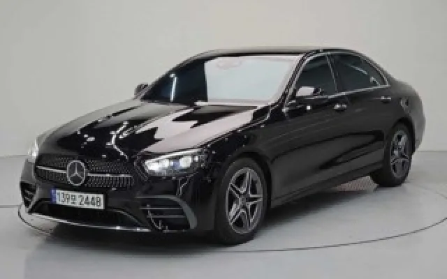 수원중고차판매 E-클래스 W213 매물 사진 3 - 2023/09 18,000km