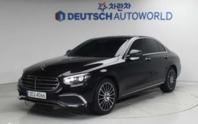 수원중고차판매 E-클래스 W213 E250 익스클루시브 매물 사진 1 - 2022/04 82,045km